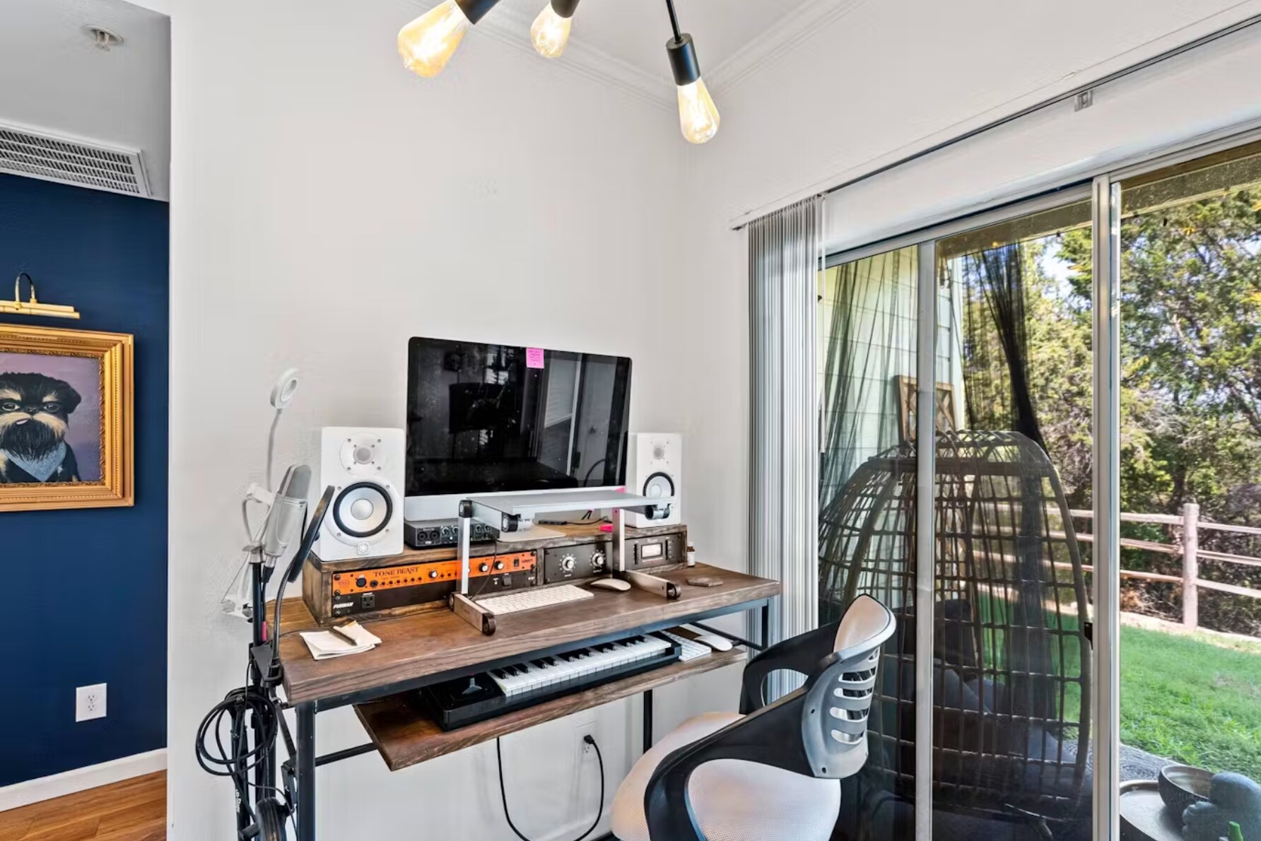 Building Photo - 6000 Shepherd Mountain Cv