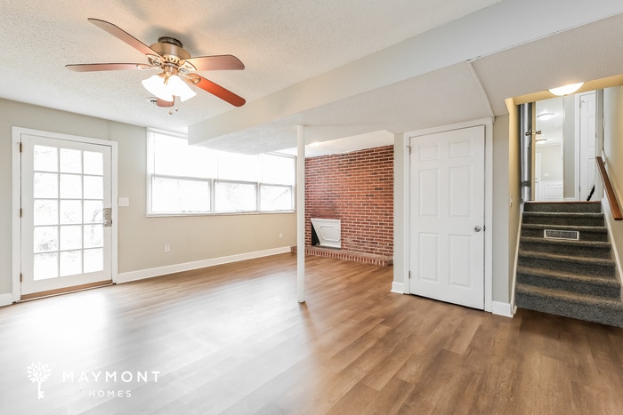 Building Photo - 14 Piney Woods Ln