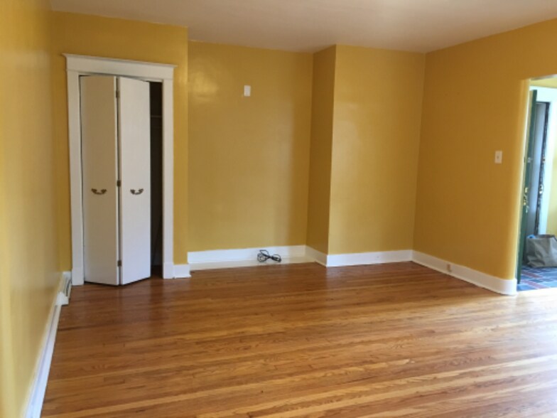Building Photo - 2277 Shady Ave