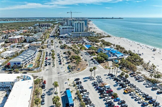 Building Photo - 350 S Polk Dr