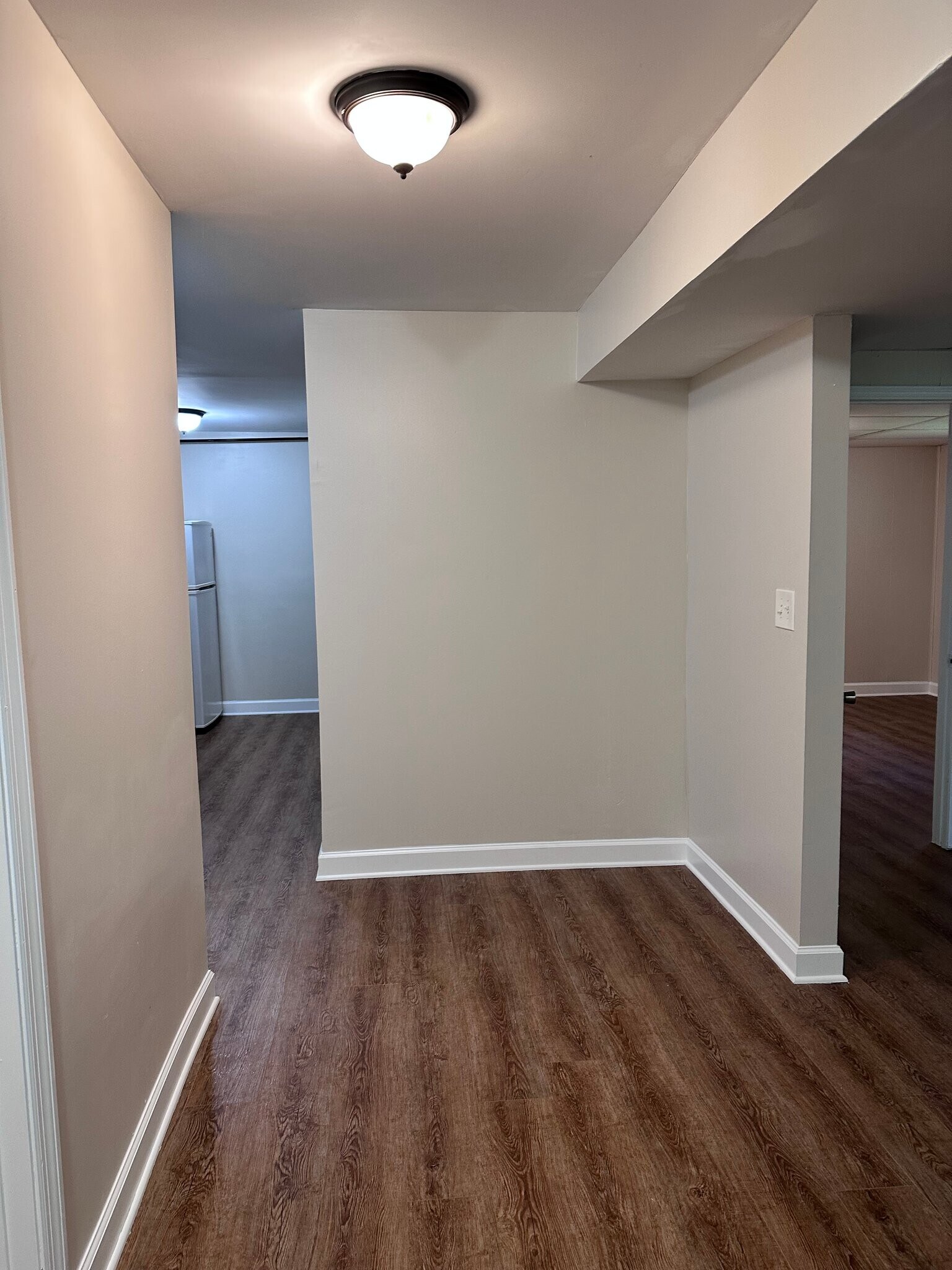 Building Photo - 4837 Cascade Dr