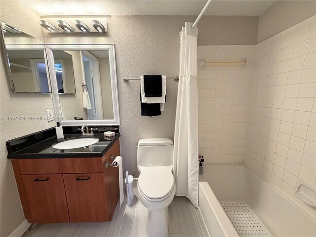 Building Photo - 2900 S University Dr