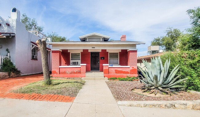 Primary Photo - Walking Distance to UTEP!