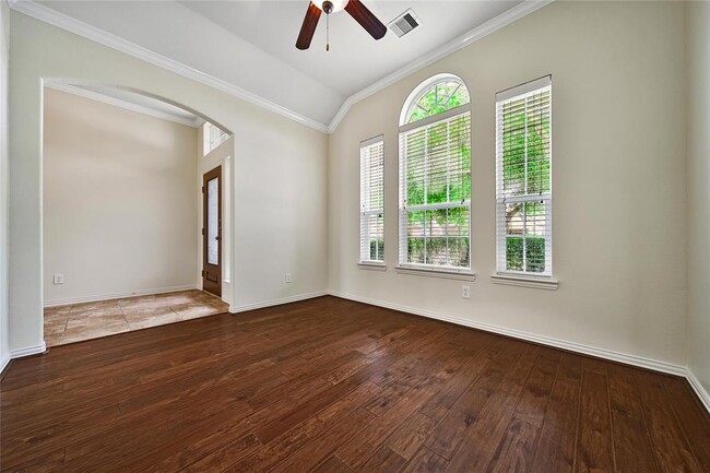 Building Photo - 13742 McKinney Creek Ln