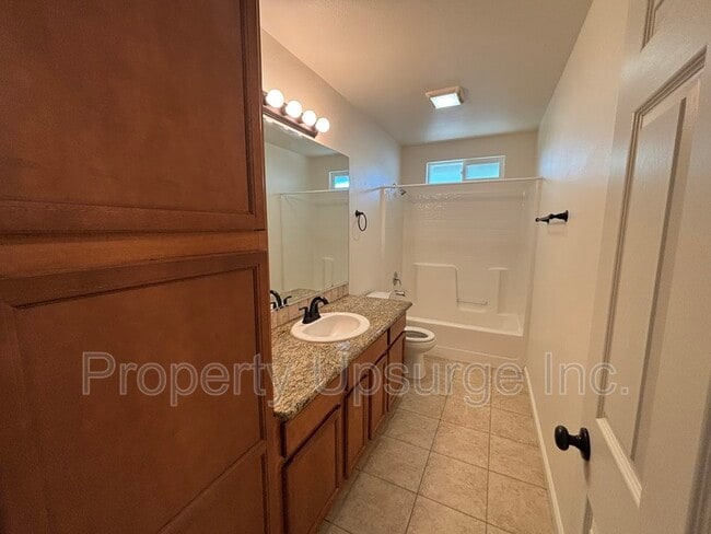 Building Photo - 3715 Silvario Ct