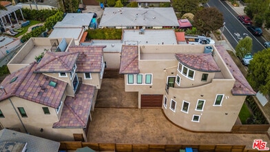 Building Photo - 3035 Wesley St