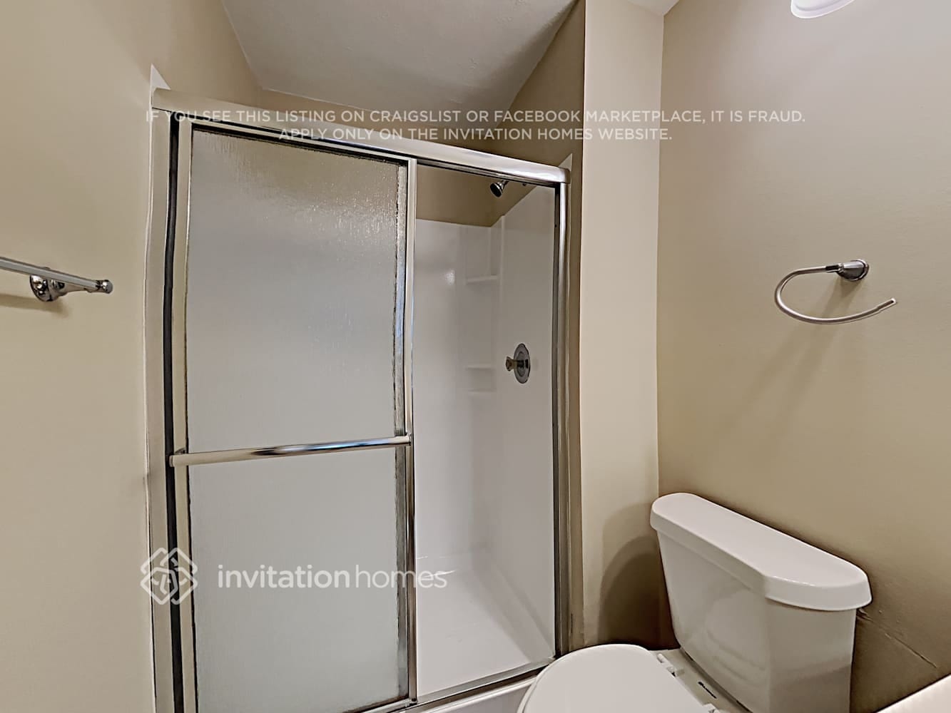 Building Photo - 2022 Oak Shores Dr