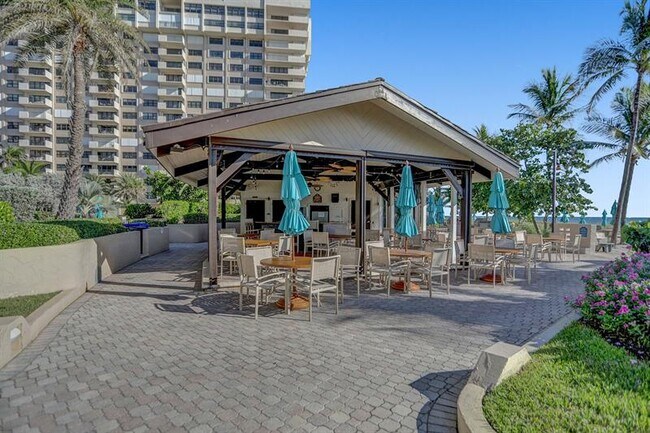 Building Photo - 4900 N Ocean Blvd