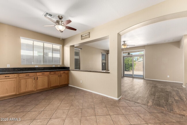 Building Photo - 202 E Rock Wren Dr