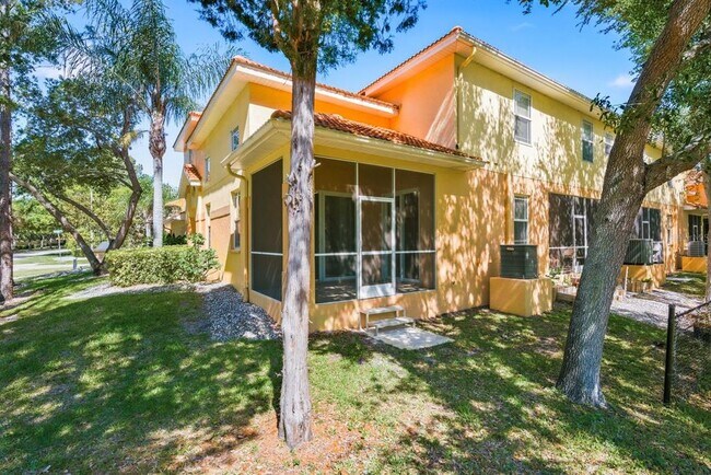 Building Photo - 1405 Ridge Terrace