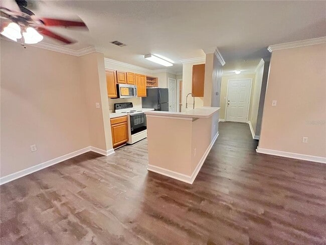 Building Photo - 18413 Bridle Club Dr