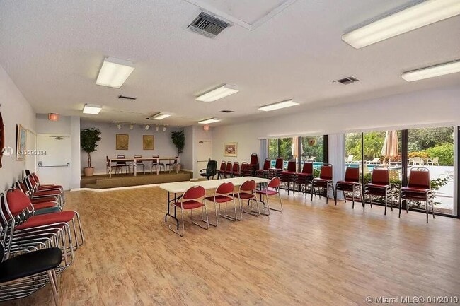 Building Photo - 2899 SW 22nd Cir