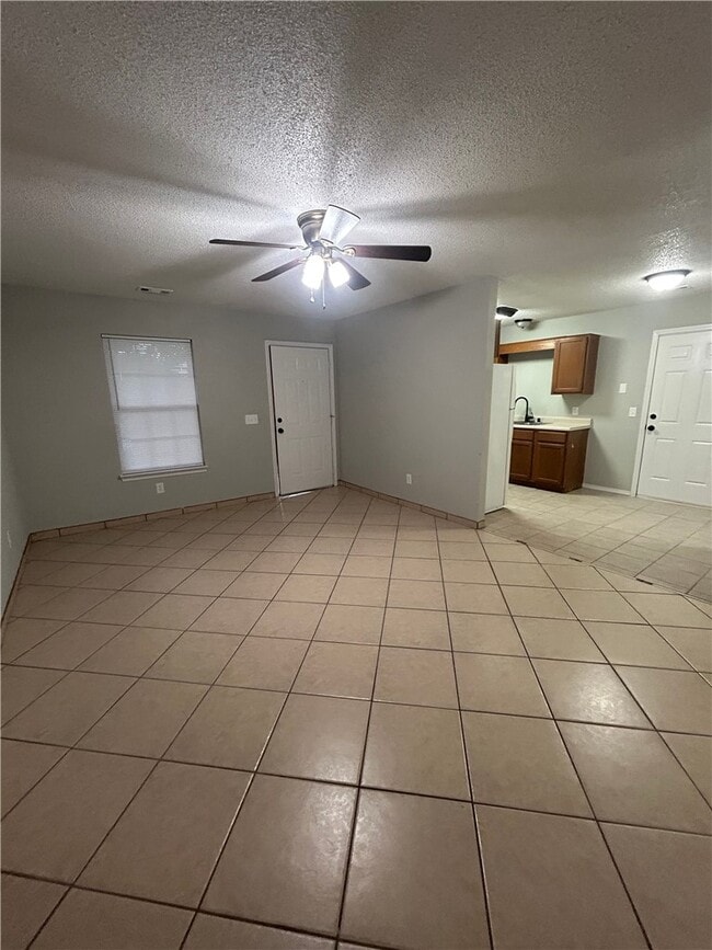 Building Photo - 3404 SW Landau Ct