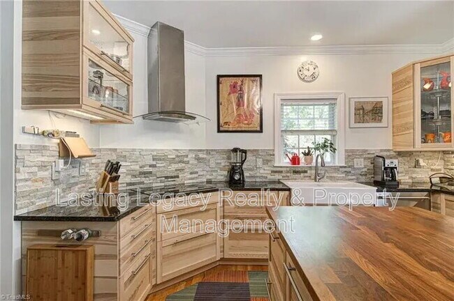 Building Photo - 475 Ashbry Run Dr