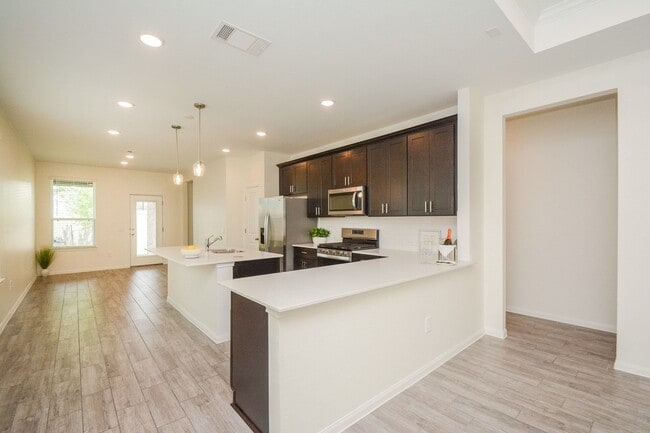 Building Photo - 18134 Sonresa Wy