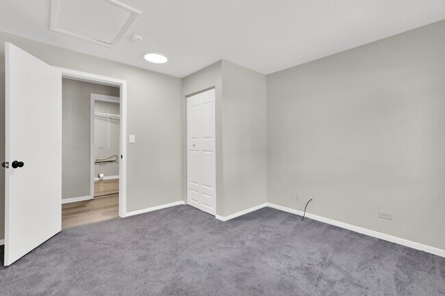 Building Photo - 4329 Whitehall Ln