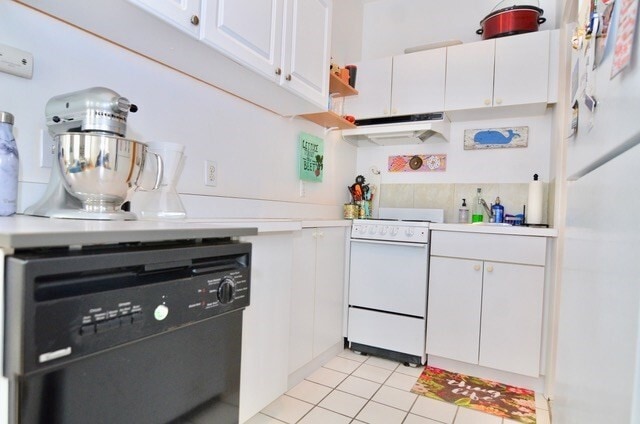 Building Photo - 81 Saint Botolph St