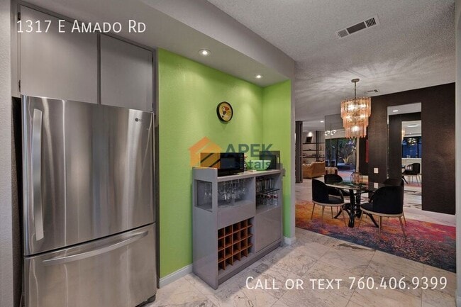 Building Photo - 1317 E Amado Rd