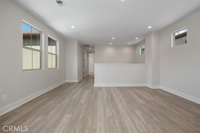 Building Photo - 9355 Astor