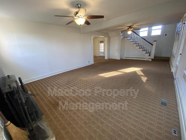 Building Photo - 885 Truslow Rd