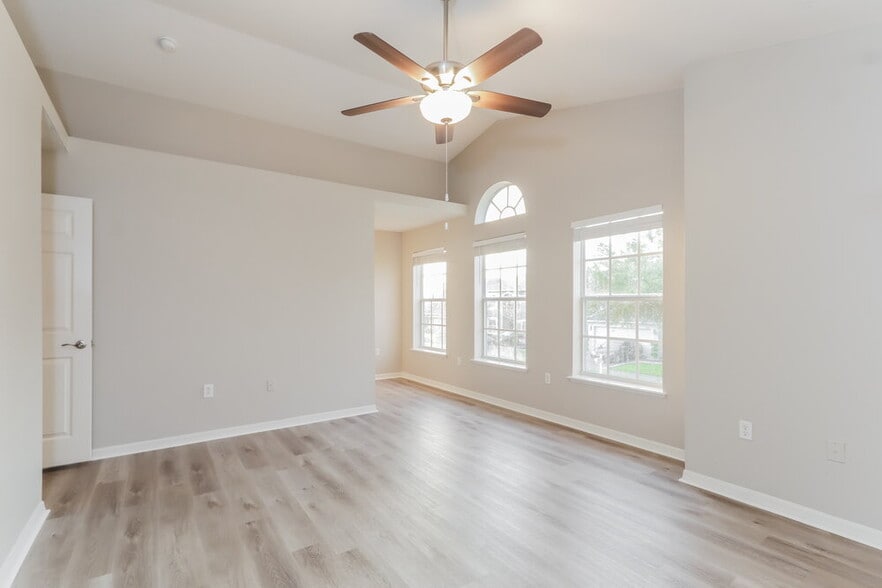 Building Photo - 30338 Rattana Ct