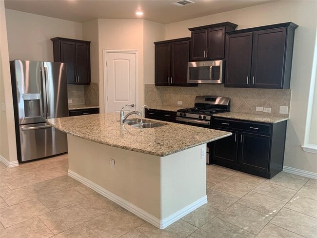 Building Photo - 7216 Vail Ridge St