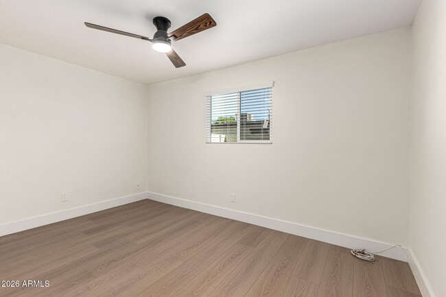 Building Photo - 830 S Dobson Rd