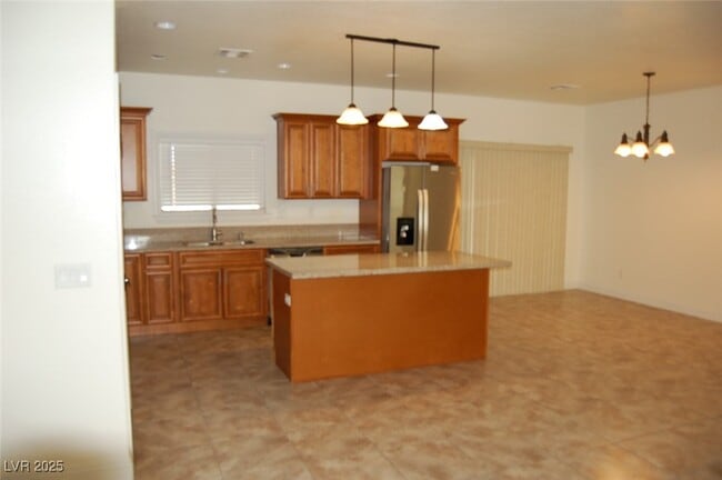Building Photo - 4920 Honey Locust Dr
