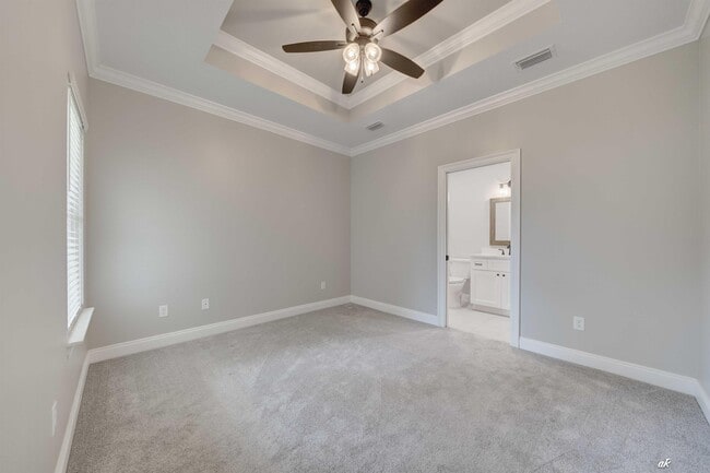 Building Photo - 4447 Huckleberry Ln
