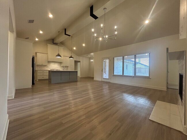 Building Photo - 3708 144th St