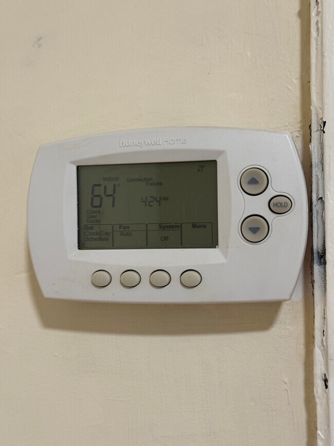 Building Photo - 77 Marshall St