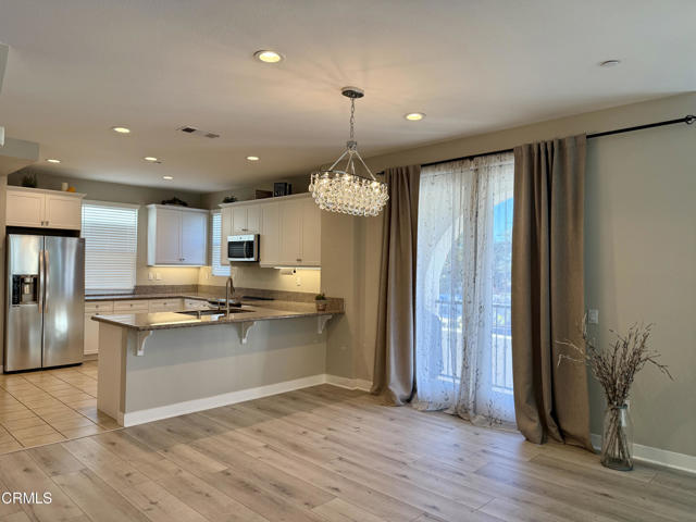 Building Photo - 629 W Foothill Blvd