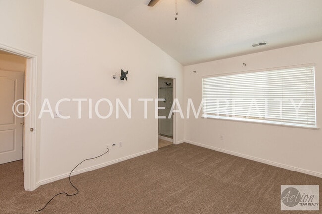 Building Photo - 13533 Venicia Way