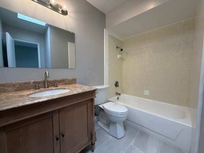 Building Photo - 2 ON 1 PROPERTY in ALPINE! 3BR/2BA home PL...