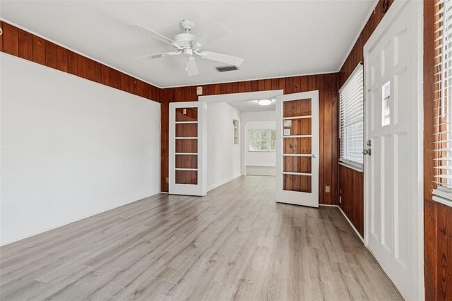 Building Photo - 2900 49th Street N