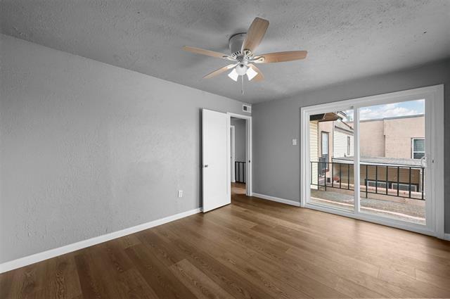 Building Photo - 10430 Las Brisas Dr