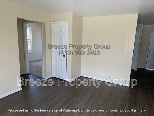 Building Photo - 501 Hope St