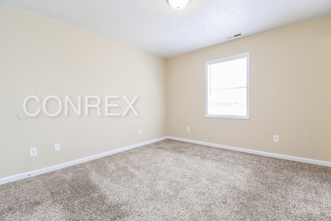 Building Photo - 2841 42nd Ave N