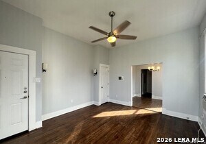 Building Photo - 506 W Drexel Ave