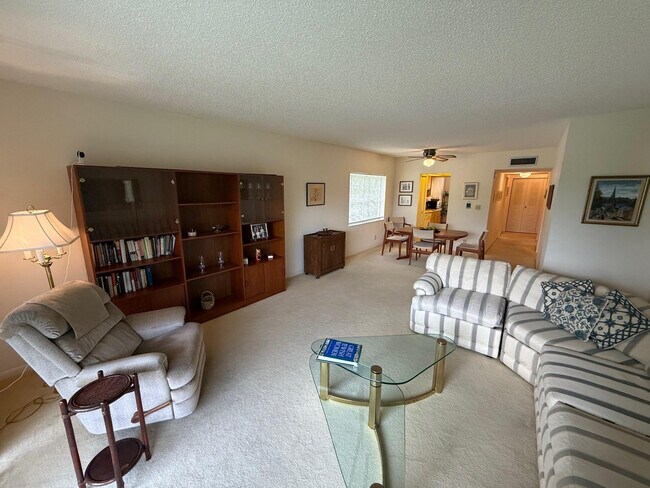 Building Photo - 8405 NW 61st St