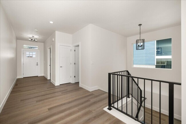 Building Photo - $3,375 - 4 Bed / 3 Bath Gorgeous Brand New Build Home with Beautiful Views