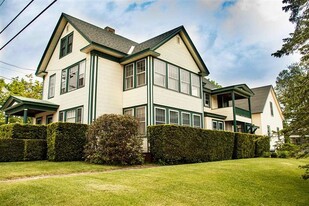 Building Photo - 34 Highland St