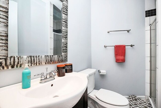 Building Photo - Charming 3BD/2BA Ranch in Selwyn Park!
