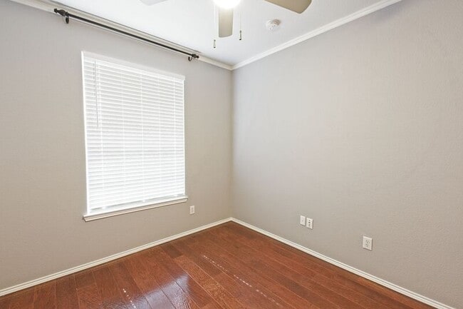 Building Photo - 9220 Norman Dr