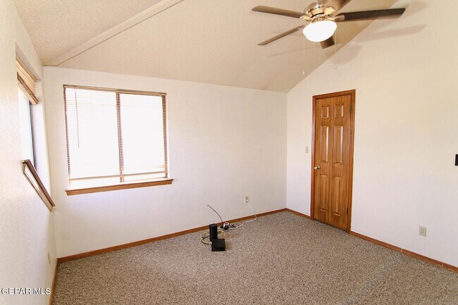 Building Photo - 11532 Tom Ulozas Dr
