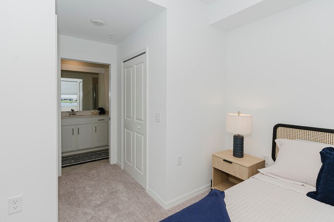 Building Photo - 5651 Double Eagle Cir