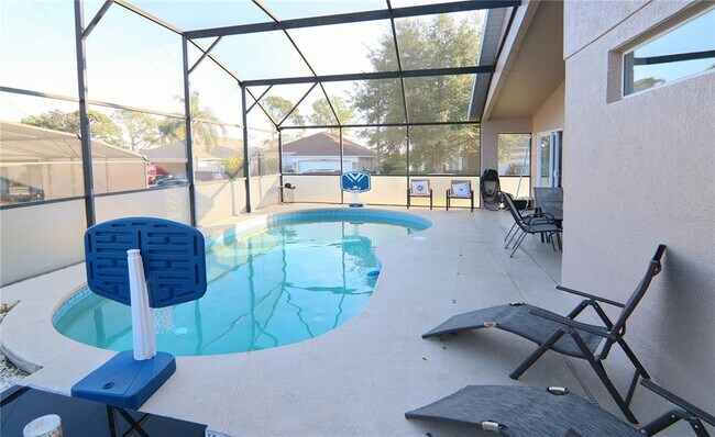 Building Photo - 1470 Wedge Way