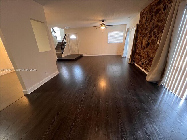 Building Photo - 2762 S University Dr