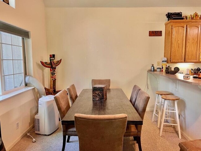 Building Photo - 13051 Sadie D Dr