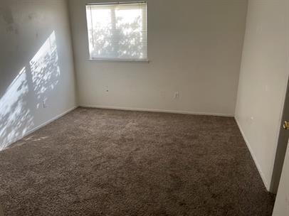 Building Photo - 2 Bed 1 Bath Condo for Rent